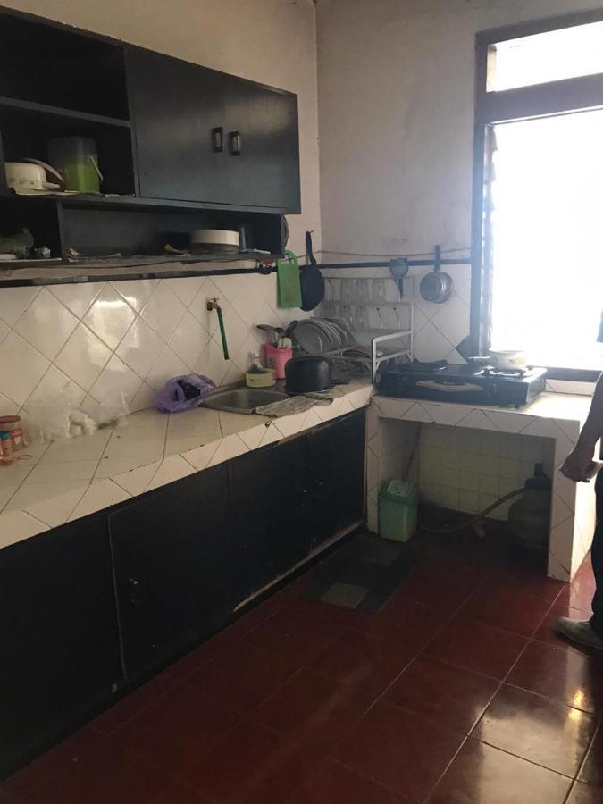 Villa & Guest House Batu Indah Luaran gambar